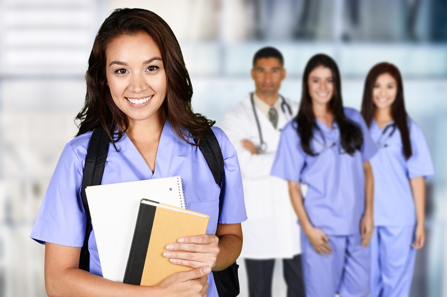 What Are the Benefits of Being a Nurse?